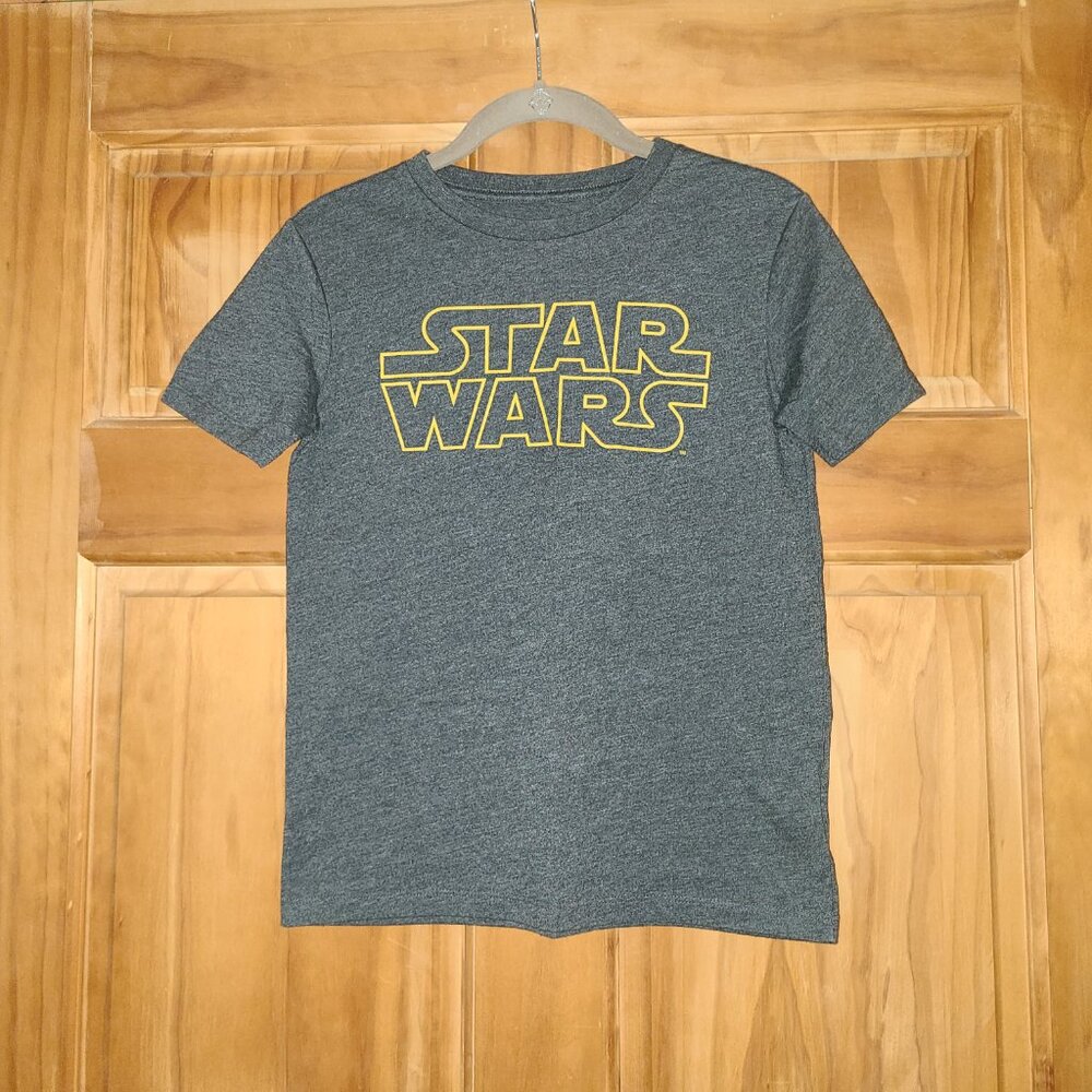 5/$30 Boys Old Navy Collectabilitees Star Wars Short Sleeve T Shirt